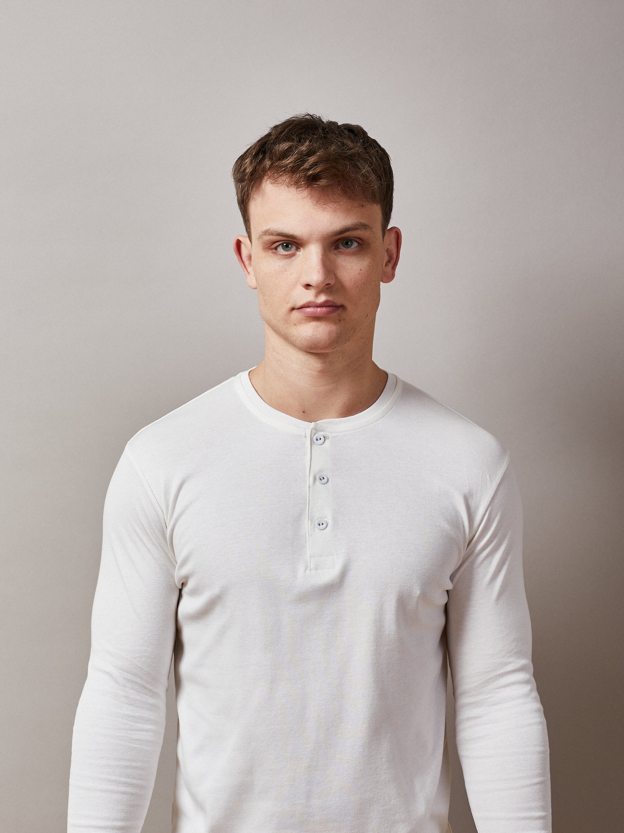 Victory Essentials VE Cooper LS Henley 200 Henleys Off White