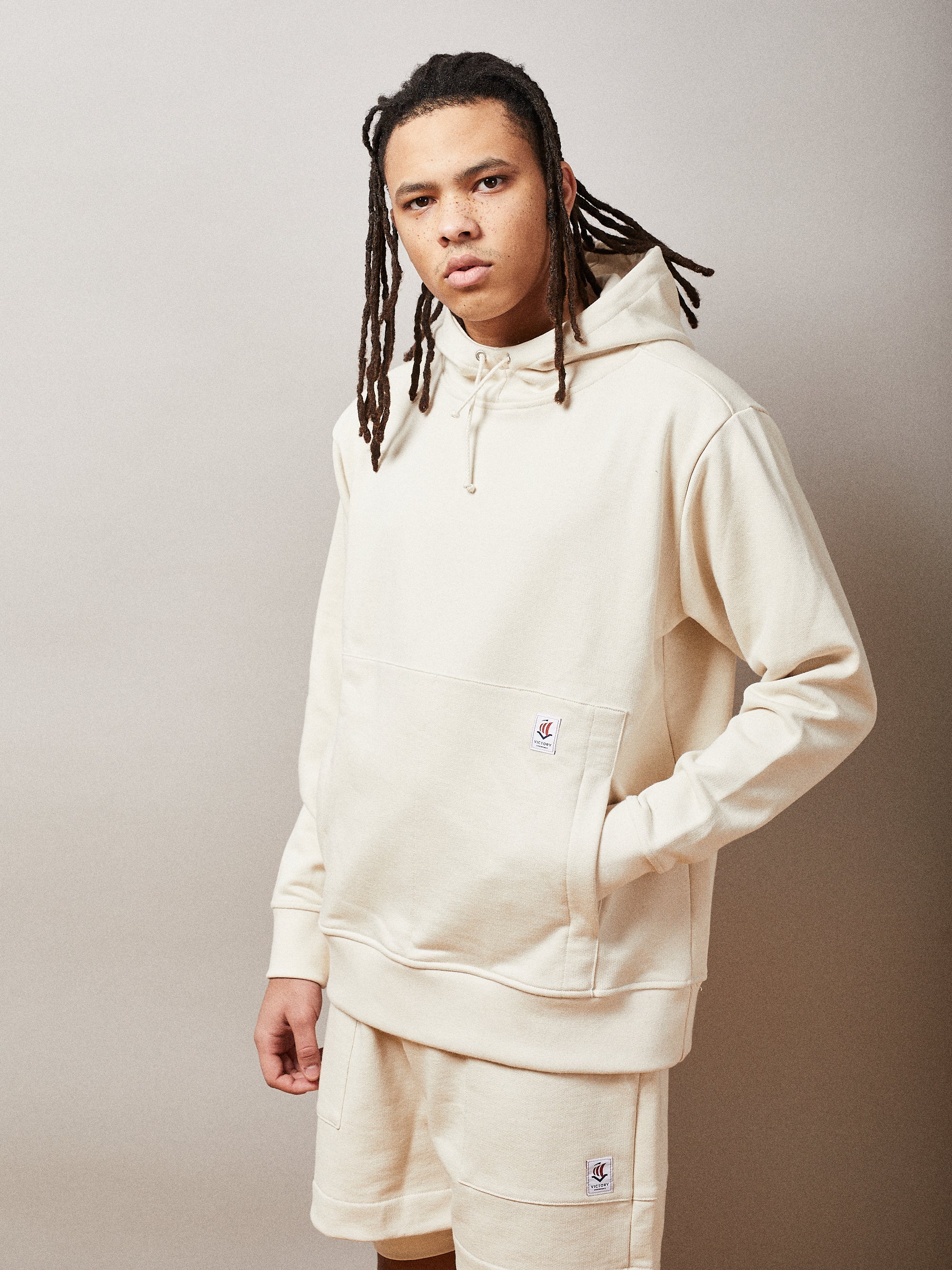 Victory Essentials VE Kingsley Hoodie 400 Sweatshirts Natural