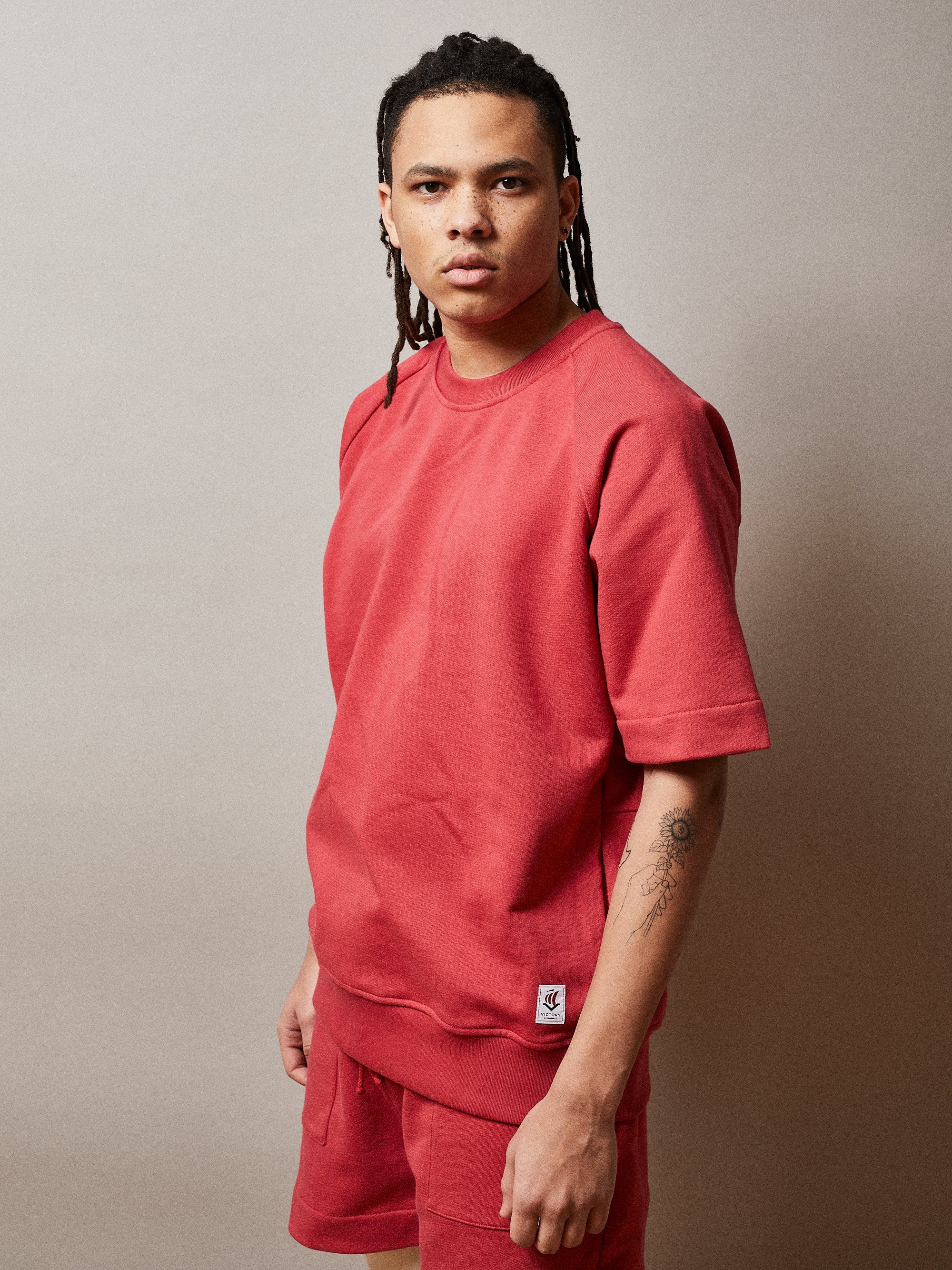 Victory Essentials VE Tripp SS Crew 400 Sweatshirts Vintage Red