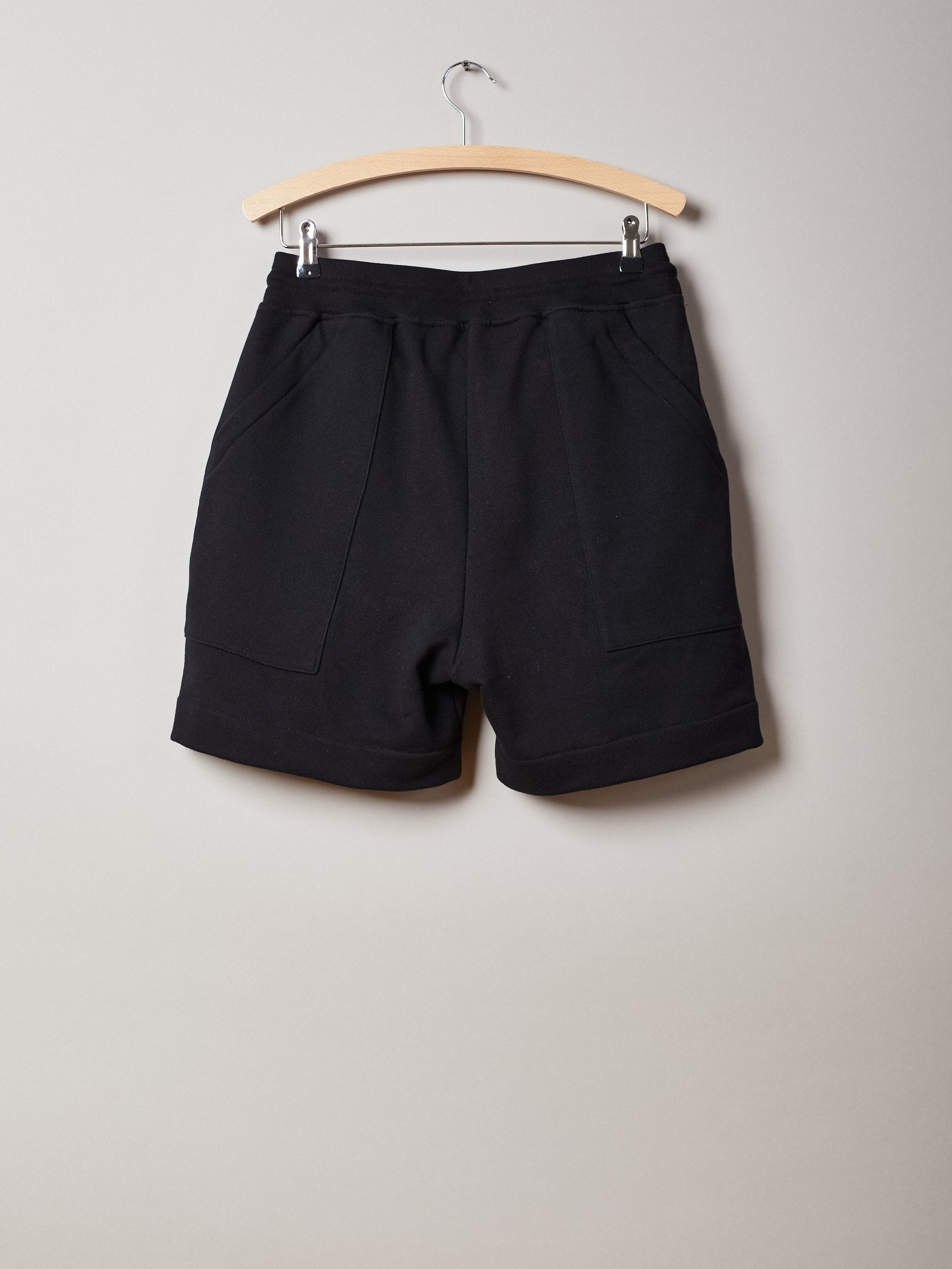 Victory Essentials VE skyler sweatshorts 400 Sweatshirts Black