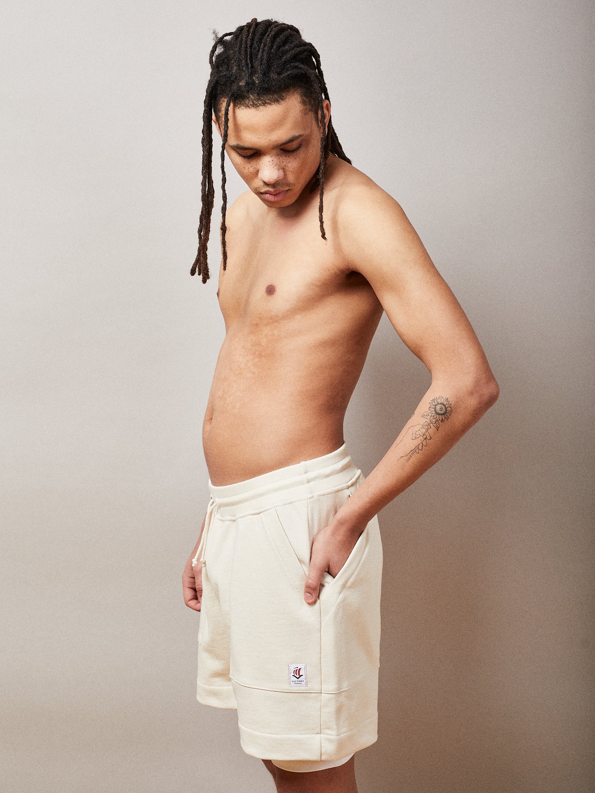 Victory Essentials VE skyler sweatshorts 400 Sweatshirts Natural