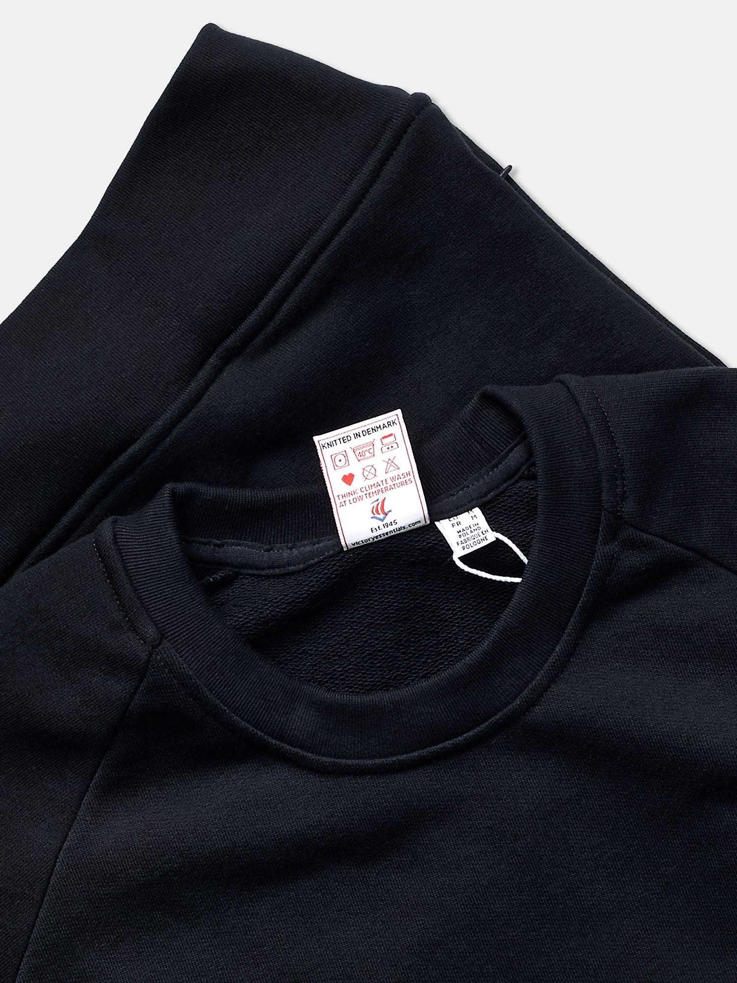 Victory Essentials VE Tripp SS Crew 400 Sweatshirts Black