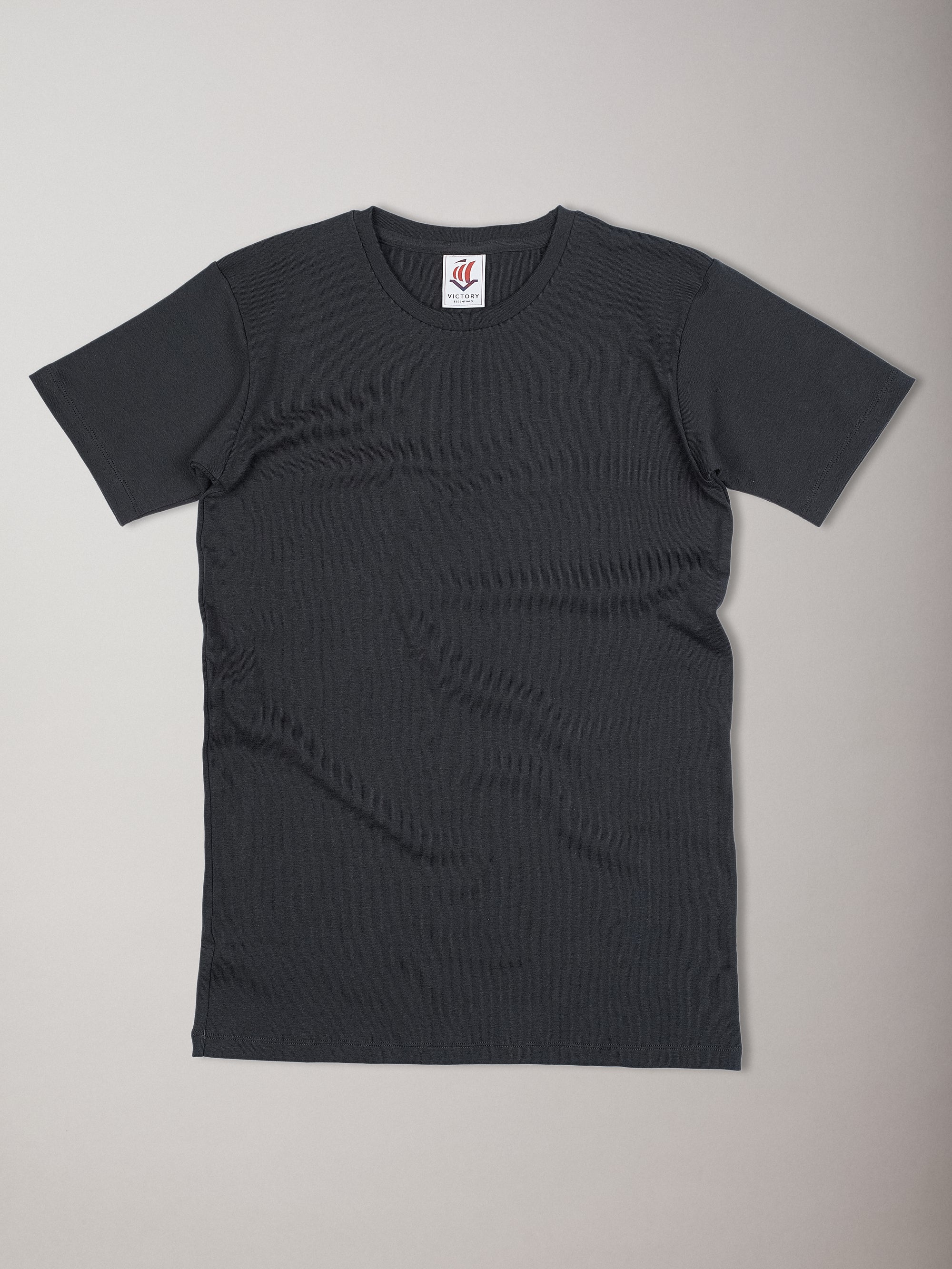 Victory Essentials Victory SS Tee 240 T-Shirts Slate Black
